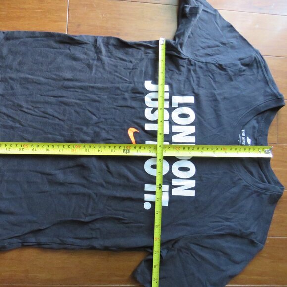 London Nike Just Do It T-Shirt Black Unisex Adult S - Picture 5 of 6
